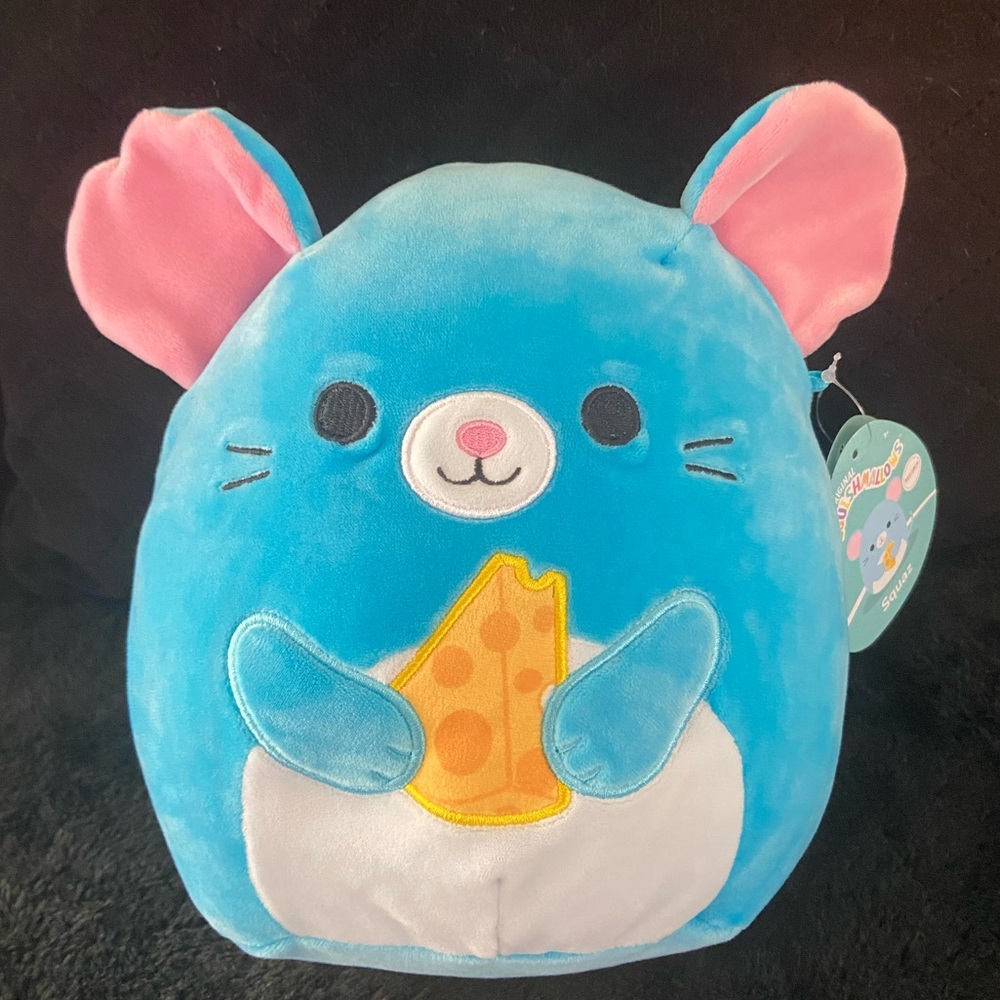 Squishmallow Squaz the Mouse with cheese - Box Lunch exclusive